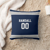 ネイビー・シルバー・アンド・ホワイト・フットボール・チームパーソナライズされた クッション (ブランケット)