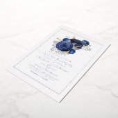 ネイビー、シルバー、ゴールドの花柄の結婚式 箔招待状 (回転した状態)