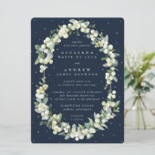 ネイビー/ダークブルーのスノーベリー+ユーカリのウェディング 招待状 (スタンド正面)