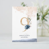 ネイビー、ブッシュ、ゴールドのウェディングテーブルナンバー 招待状 (スタンド正面)