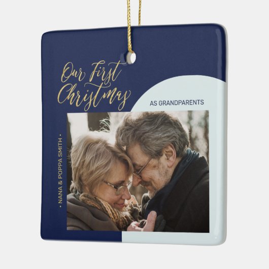 ネイビー、ブルー、金ゴールドモダン初めてのクリスマスフォトCer セラミックオーナメント (左)