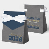 ネイビー&ブロンズの黒板卒業ギフトボックス フェイバーボックス