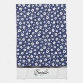 ネイビー&ホワイトデイジー パーソナライズされた キッチンタオル (縦)