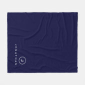 ネイビー&ホワイト |モノグラムシンプルメダリオン&ネーム フリースブランケット (正面(横))