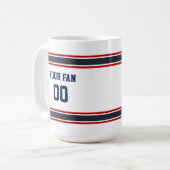 ネイビー・レッド&ホワイト・フットボール・ジャージパーソナライズされたー コーヒーマグカップ (正面左)