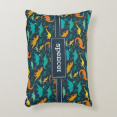 ネイビー |可愛いカラフル恐竜のパターン子供の名前 アクセントクッション (正面(垂直))