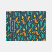 ネイビー |可愛いカラフル恐竜のパターン子供の名前 フリースブランケット (正面(横))