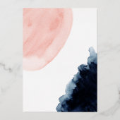 ネイビー&赤面ジオメトリック結婚バーチャルのゲストリスト 箔招待状 (裏面)