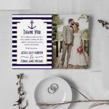 ネイビ航海のー&ホワイトストライプいかり結婚の写真