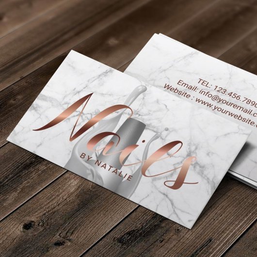 ネイルサロンポーランドマニキュリストバラ金ゴールドタイポグラフィ 名刺