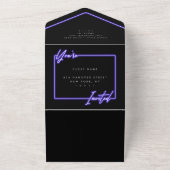 ネオクールンパープルライツブラックモダンズ結婚ズ オールインワン招待状 (外側)