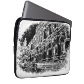 ネオプレンラップトップスリーブ13インチセール価格$38.82 $51.75 ラップトップスリーブ (正面右)