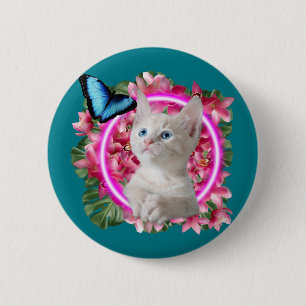 ネオンの熱帯に青い蝶を乗せたかわいい子猫 缶バッジ