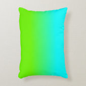 ネオンアクアとネオングリーンオンーブレシェードカラーフェード アクセントクッション (正面(垂直))