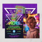 ネオンアーケード写真誕生日ゲームパーティー招待状 招待状 (正面/裏面)