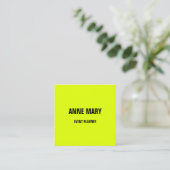 ネオンイエローの結婚式イベントプランナーのQRコード カラフル スクエア名刺 (スタンド正面)