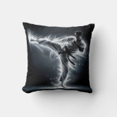 ネオンエナジーライトトレイルを持つ空手マン クッション (正面)