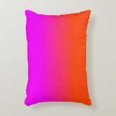 ネオンオレンジおよびショッキングピンクのグラデーションな陰色は衰退します アクセントクッション (正面(垂直))
