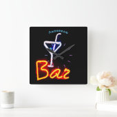 ネオンカクテルバーデンマンケーブウパーソナライズされたォール スクエア壁時計 (ホーム)