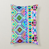 ネオンカラフルアステカプリント アクセントクッション (正面(垂直))