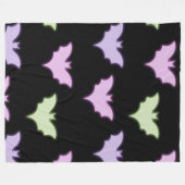 ネオンカラフルピンクパープルグリーンこうもりハロウィーン フリースブランケット (正面(横))