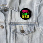 ネオンカラーが映えるCool Story Bro 缶バッジ (インサイチュ)