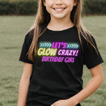 ネオンガール熱狂するズカラフル誕生日 Tシャツ<br><div class="desc">女の子の熱狂する誕生日パーティーのための輝くネオンの光は、暗闇の中で輝くパーティーデザイン。</div>