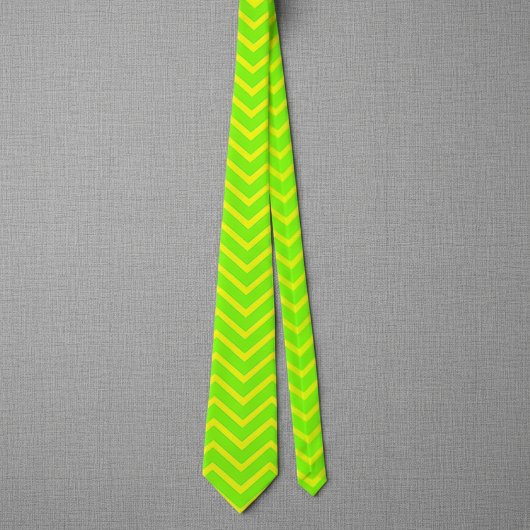 ネオングリーンと黄色のジグザグ ネクタイ