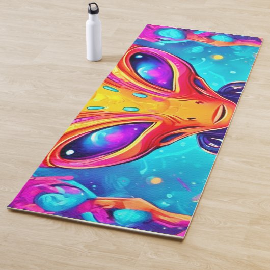 ネオングローと銀河のサイボーグエイリアン ヨガマット (インサイチュ)