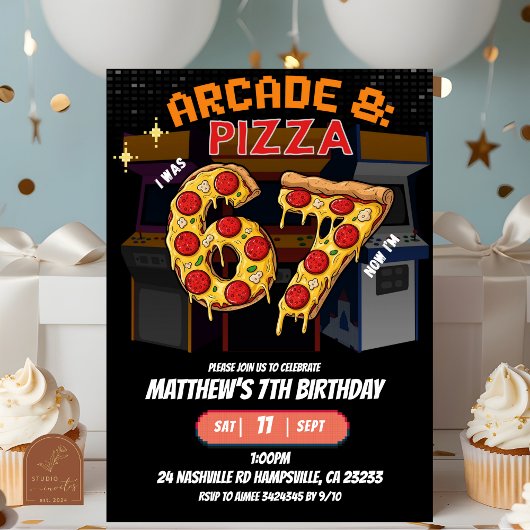 ネオンゲームセンターとピザ67 誕生日パーティーの招待状 招待状