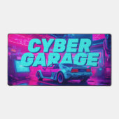 ネオンシアンマゼンタサイバーパンクガレージ レトロカー デスクマット (正面)