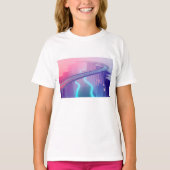 ネオンスカイブリッジの夢の風景 Tシャツ (正面)