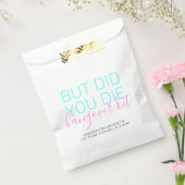 ネオンハングオーバーレリーフ、 浮き彫りキッパーソナライズされたトバチェロレッテ フェイバーバッグ (封をした状態)