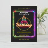 ネオンバタフライ誕生日カードカラフル(ケーキ) 招待状 (スタンド正面)
