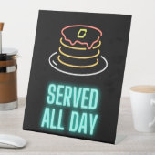 ネオンパンケーキが終日出される 台座サイン (インサイチュ)