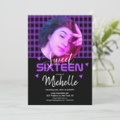 ネオンパープルSweet sixteenフォトグリッド 招待状 (スタンド正面)
