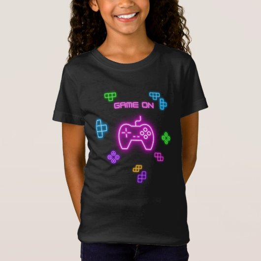 ネオンピンクと緑のビデオゲーマーTシャツでのゲーム Tシャツ (正面)