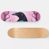 ネオンピンクの背景のカラスのスケッチ スケートボード (横)