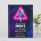 ネオンピンクフラミンゴトロピカルリーフ誕生日 招待状 (スタンド正面)