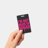 ネオンピンク縦バッジ（黒） – カスタマイズ可能 バッジ (手持ち)