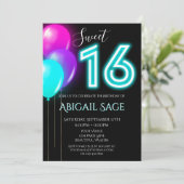 ネオンピンク、青、紫のSweet sixteenバルーン 招待状 (スタンド正面)
