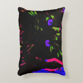 ネオンブラック白熱［赤熱］光を放つ猫 アクセントクッション (正面(垂直))