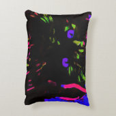 ネオンブラック白熱［赤熱］光を放つ猫 アクセントクッション (裏面(縦))