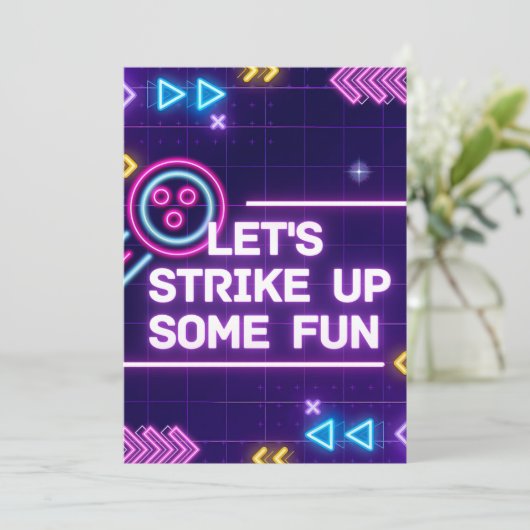 ネオンボーリングストライクアップいくつかのおもしろい誕生日 招待状 (スタンド正面)