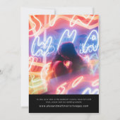 ネオンマーキーシンボルや象徴ラスベガス日付の保存 招待状 (裏面)