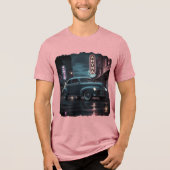 ネオンライトの下の1940年代のクラシックカー トライブレンドTシャツ (正面)