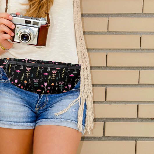 ネオンワイルドフラワーオンブラック ファニーパック