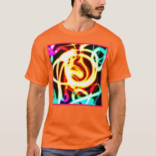 ネオン幾何学的アートデザインでニーズに対応 Tシャツ