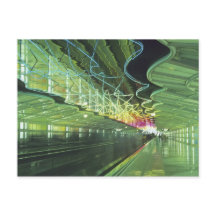 ネオン照明はオヘア空港の廊下にある