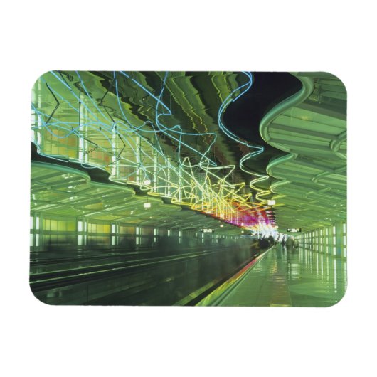 ネオン照明はオヘア空港の廊下にある マグネット (横)